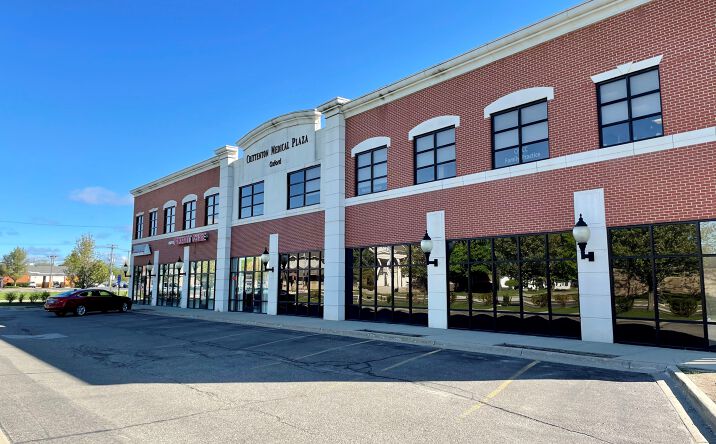 Pictures of Office property located at 72 S Washington St, Oxford, MI 48371 for lease - image #1