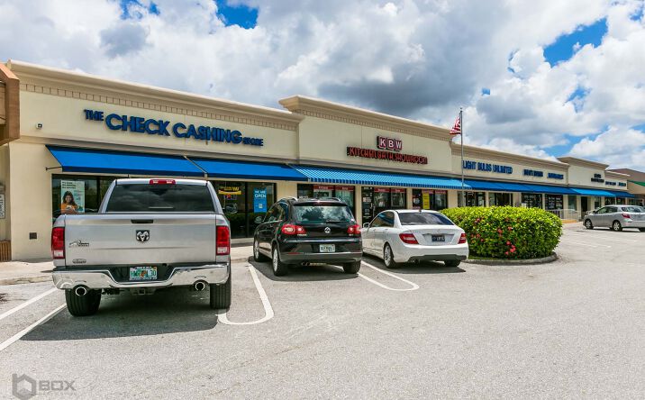 Pictures of Retail property located at 8031 W Sample Rd, Coral Springs, FL 33065 for lease - image #1