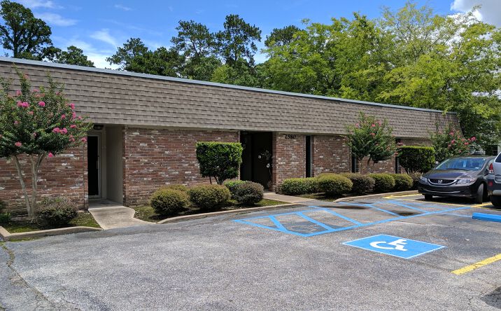 Pictures of Office property located at 2580 N 11th St, Beaumont, TX 77703 for lease - image #1