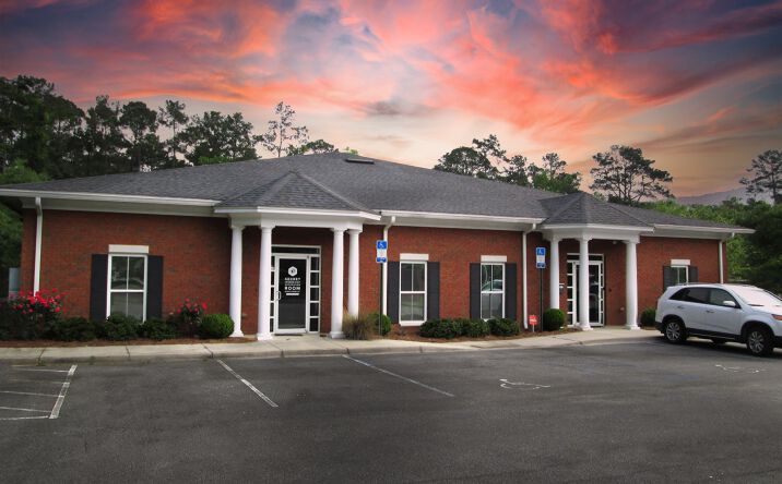 Pictures of Office, Restaurant property located at 3050 Highland Oaks Terrace, Tallahassee, FL 32301 for lease - image #1