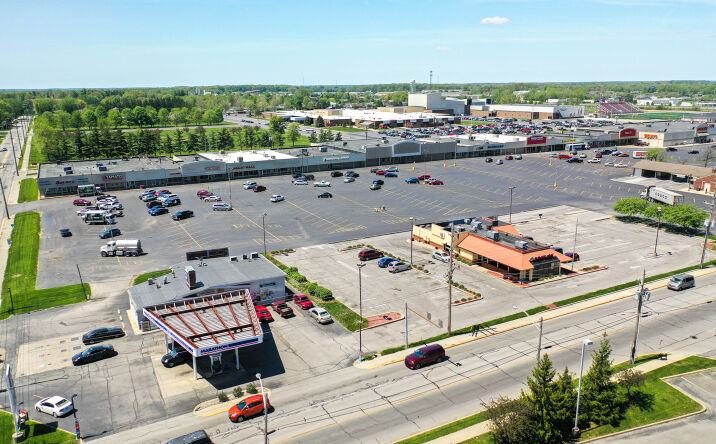 Pictures of Retail, Industrial, Land property located at 1900-2088 North Jefferson St, Huntington, IN 46750 for lease - image #1