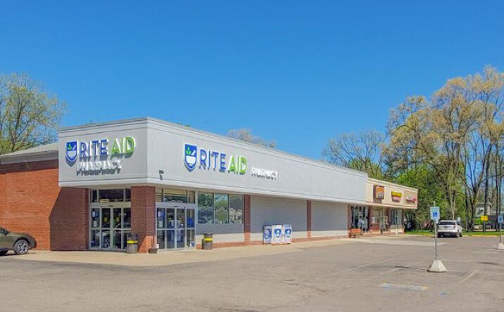 Pictures of Retail, Office property located at 1001-1005 North  Leroy Street, Fenton, MI 48430 for lease - image #1