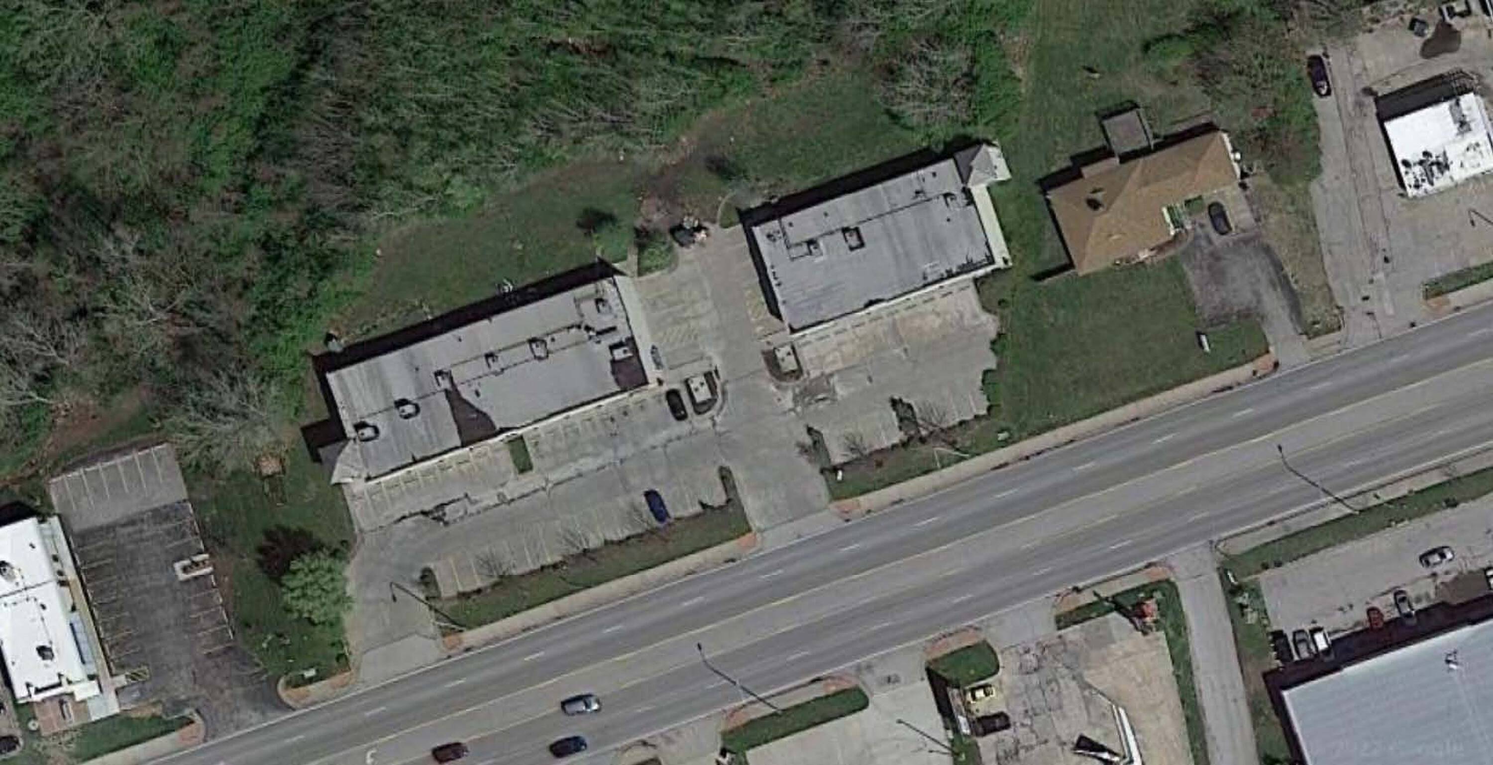 1692017000 E. US 24 Highway, Independence, MO 64056