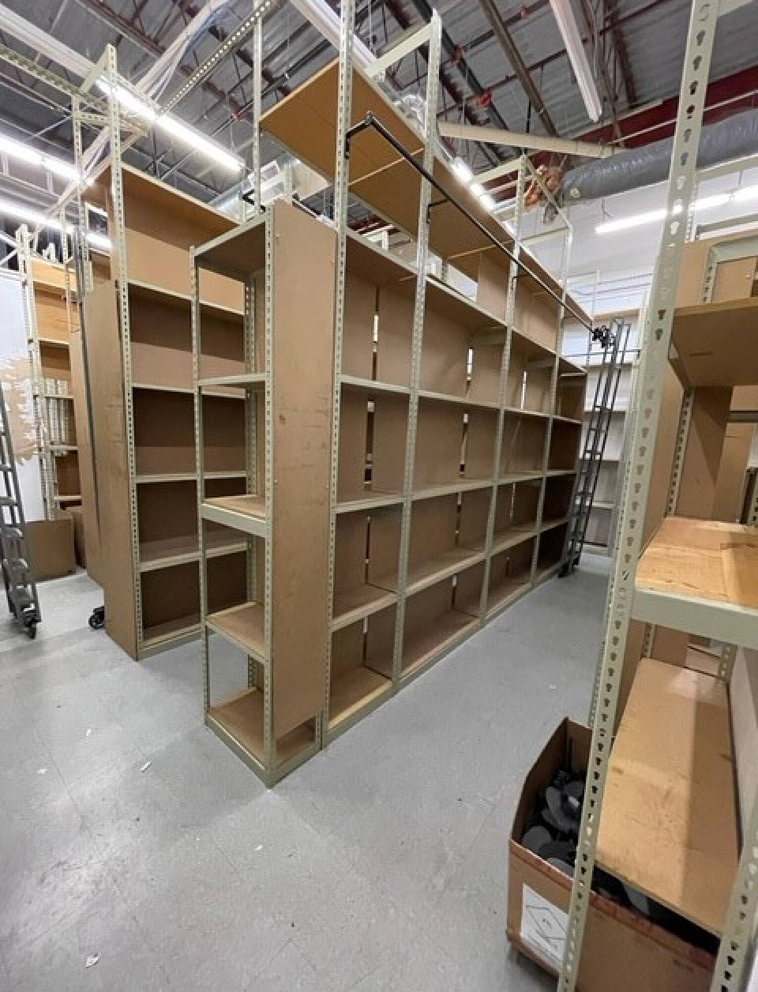 706 Kirkwood Mall Drive, Bismarck, ND 58504