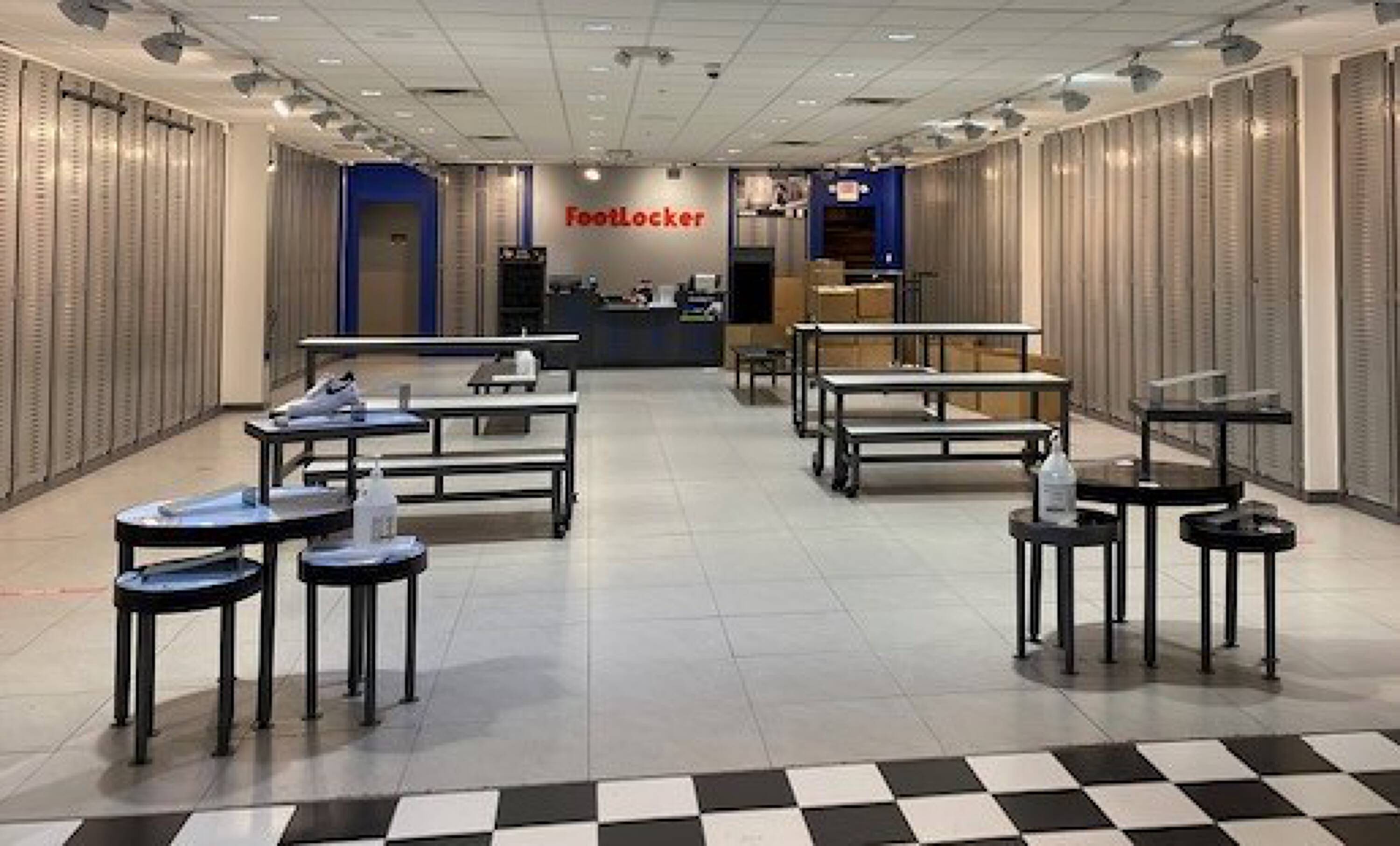 706 Kirkwood Mall Drive, Bismarck, ND 58504