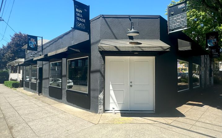 Pictures of Retail, Office property located at 1037 SE Ash St, Portland, OR 97214 for lease - image #1