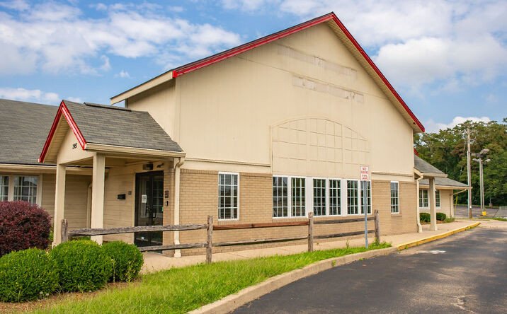 Pictures of Retail, Land property located at 3951 William Penn Hwy, Monroeville, PA 15146 for sales - image #1