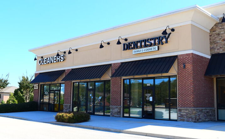 Pictures of Office property located at 1927 Old Hwy 138 NE, Conyers, GA 30013 for lease - image #1
