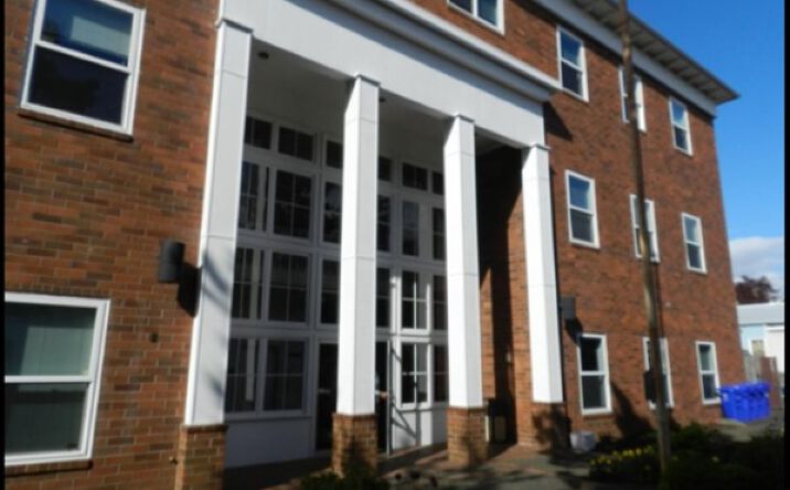Pictures of Office property located at 4531 SE Belmont St, Portland, OR 97215 for lease - image #1