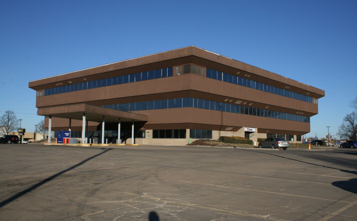 Pictures of Office property located at 2121 N Webb Rd, Grand Island, NE 68803 for lease - image #1