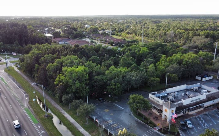 Pictures of Land property located at 5932 SE Federal Hwy, Stuart, FL 34997 for lease - image #1