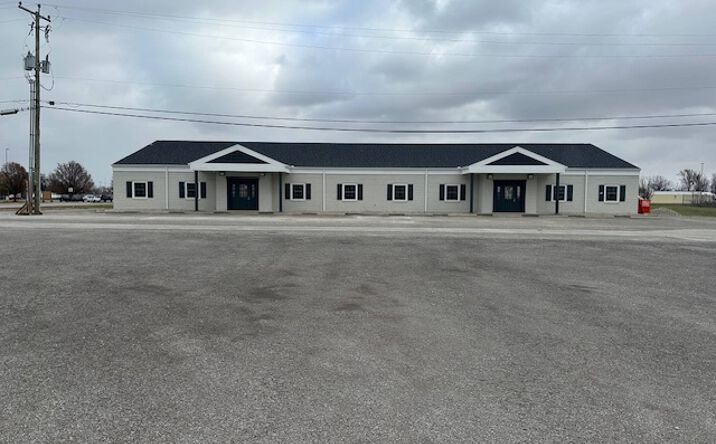 Pictures of Retail property located at 2356 Harding Hwy, Lima, OH 45804 for lease - image #1