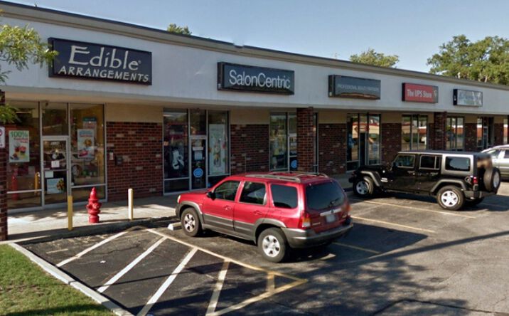 Pictures of Retail property located at 5126 Mayfield Rd, Lyndhurst, OH 44124 for lease - image #1