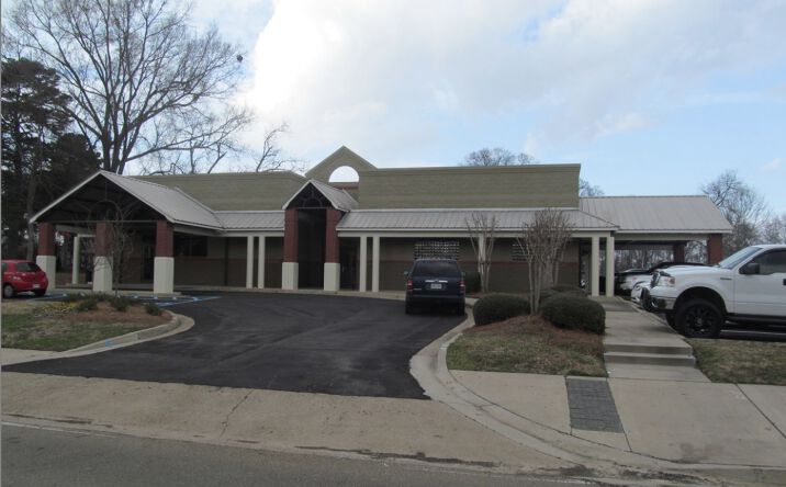 Pictures of Office, Special Purpose property located at 1012 Madison Ave, Madison, MS 39110 for lease - image #1