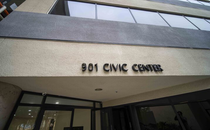 Pictures of Office property located at 901 W Civic Center Dr, Santa Ana, CA 92703 for lease - image #1