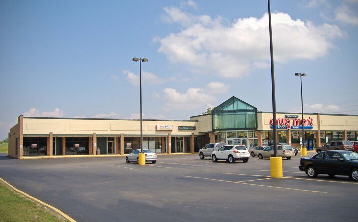 Pictures of Retail property located at 12289 Leavitt Road, Oberlin, OH 44074 for lease - image #1