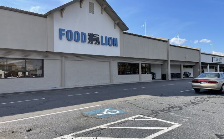 Pictures of Retail property located at 1313 N Road St, Elizabeth City, NC 27909 for lease - image #1