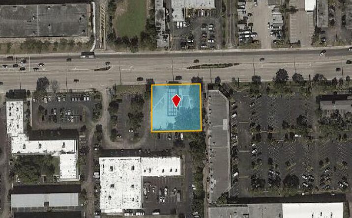 Pictures of Retail, Land property located at 900 E Sample Rd, Pompano Beach, FL 33064 for lease - image #1