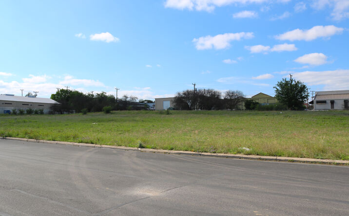 Pictures of Industrial property located at 5835 Rocky Point, San Antonio, TX 78249 for lease - image #1