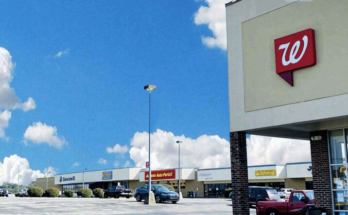 Pictures of Retail, Land property located at 1477 Highway 72 N, Loudon, TN 37774 for lease - image #1