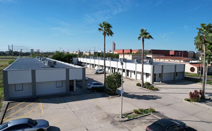 Pictures of Office property located at 1313 W Polk Ave, Pharr, TX 78577 for lease - image #1