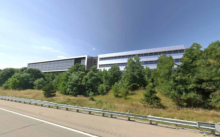 Pictures of Industrial property located at 3601 W. Hamlin Road, Rochester Hills, MI 48309 for lease - image #1