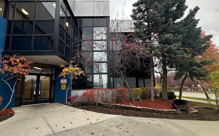 Pictures of Office property located at 341 W Tudor Rd, Anchorage, AK 99503 for lease - image #1