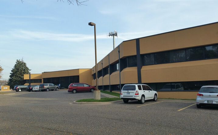 Pictures of Office property located at 1710 Douglas Drive N, Golden Valley, MN 55422 for lease - image #1