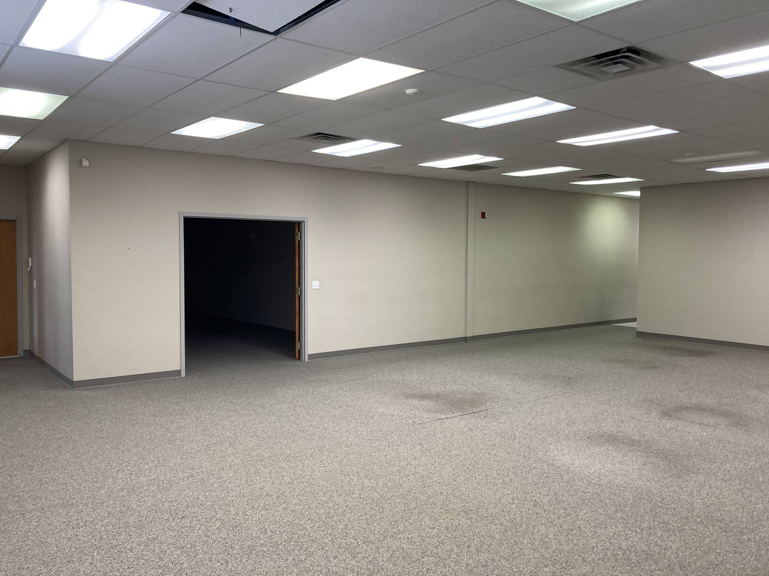 3130 Chatham Rd, Springfield, IL 62704 Office Space for Lease
