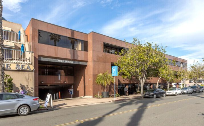 Pictures of Retail property located at 875 Prospect St, San Diego, CA 92037 for lease - image #1