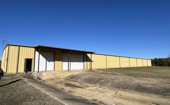 Pictures of Industrial property located at 286 S Carter St, Okolona, MS 38860 for lease - image #1