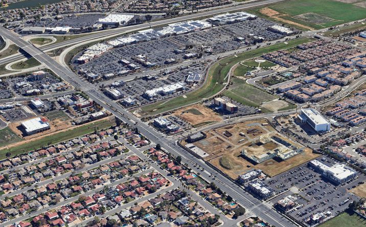 Pictures of Retail, Land property located at SWC Newport Rd & Towne Center Drive, Menifee, CA 92584 for lease - image #1