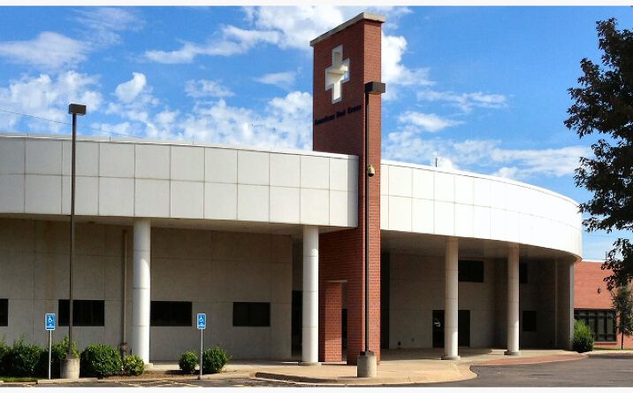 Pictures of Office property located at 1900 E Douglas Ave, Wichita, KS 67214 for lease - image #1