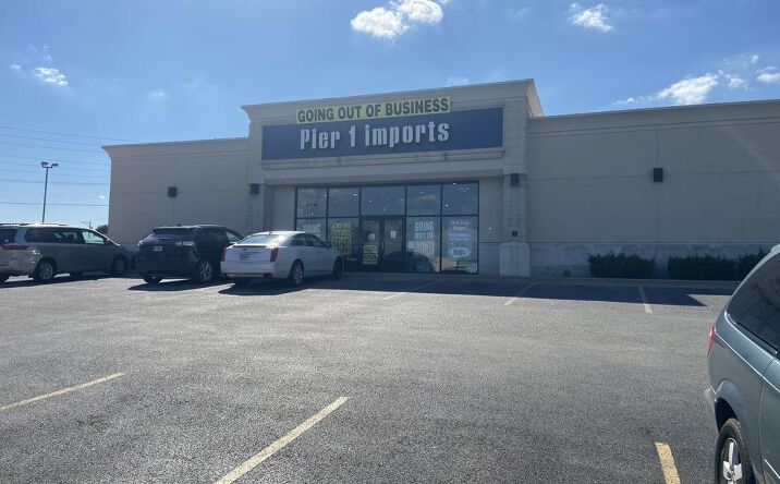 Pictures of Retail property located at 3975 Jr Prewitt Pkwy, Osage Beach, MO 65065 for lease - image #1