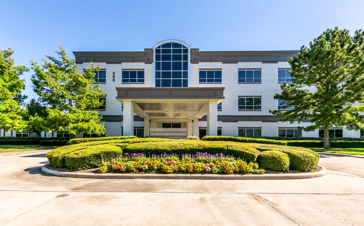 Pictures of Office property located at 300-350 Kingwood Medical Drive, Kingwood, TX 77339 for lease - image #1