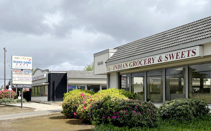 Pictures of Retail, Office property located at 5002 Commercial St SE, Salem, OR 97306 for lease - image #1