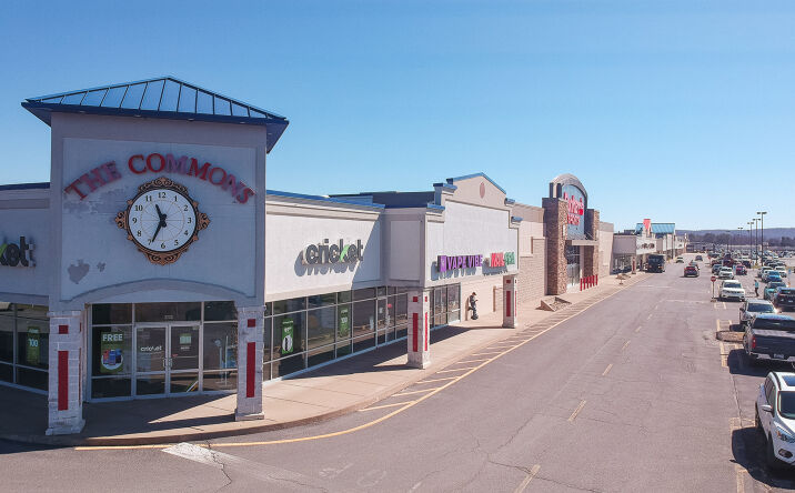 Pictures of Retail property located at 200 Commons Dr, DuBois, PA 15801 for lease - image #1
