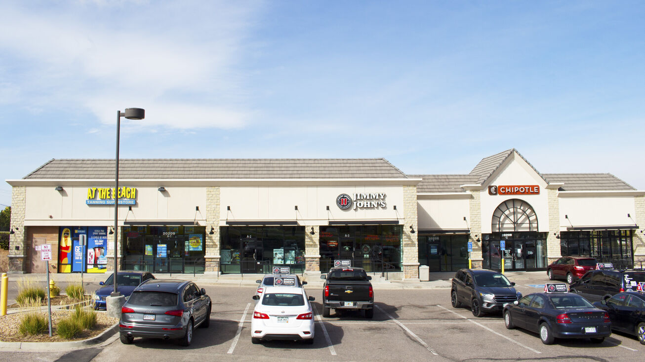 20209 E Smoky Hill Rd, Centennial, CO 80015