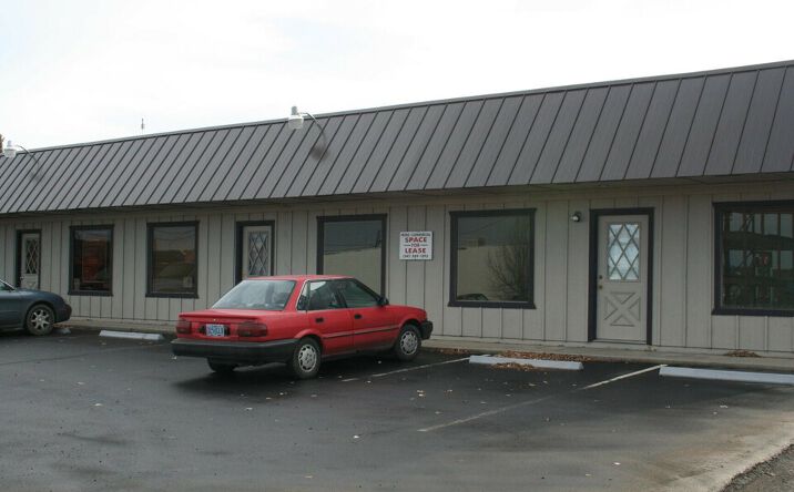 Pictures of Special Purpose, Office property located at 242 SW 4th St, Madras, OR 97741 for lease - image #1