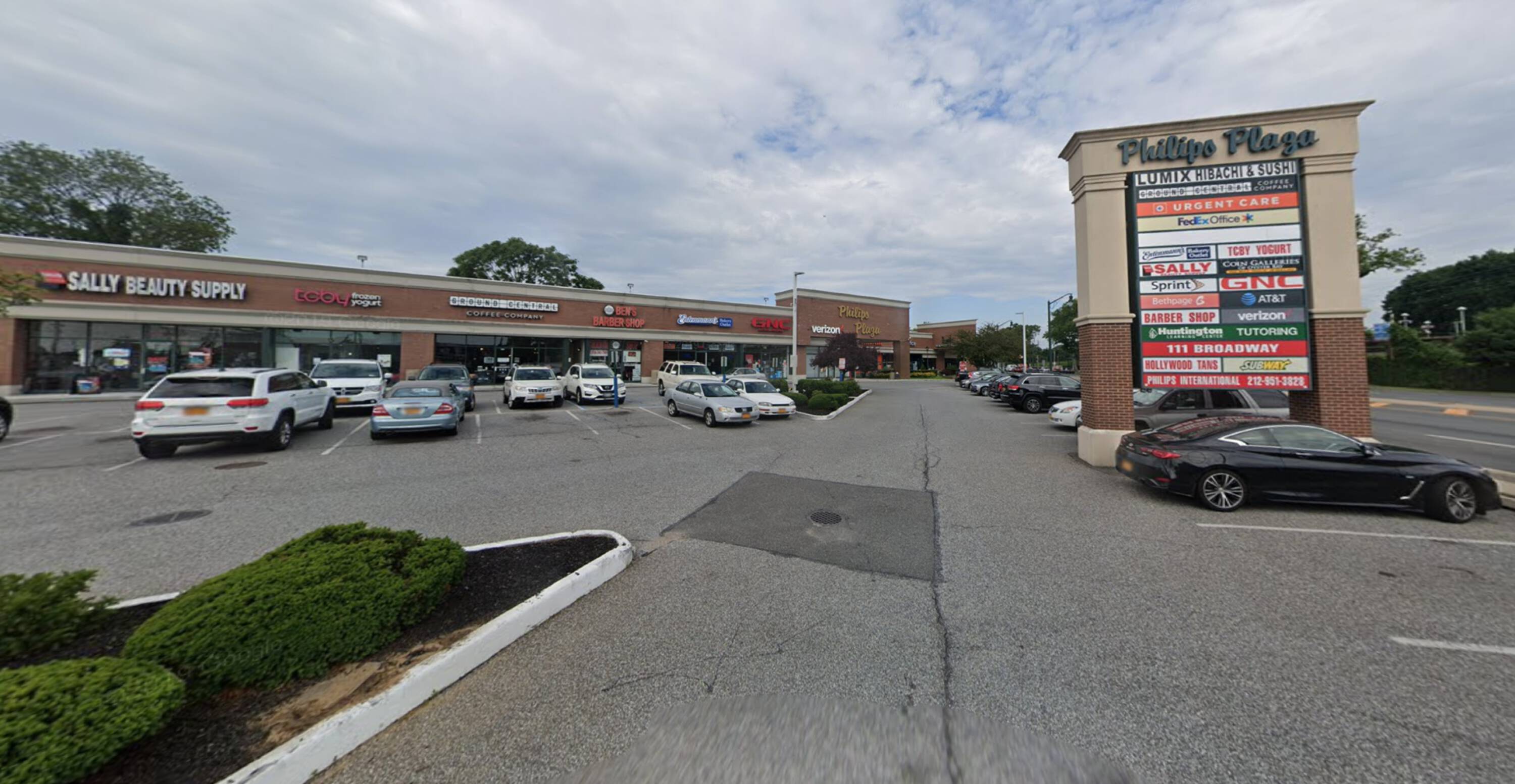 603693 Sunrise Hwy, Lynbrook, NY 11563