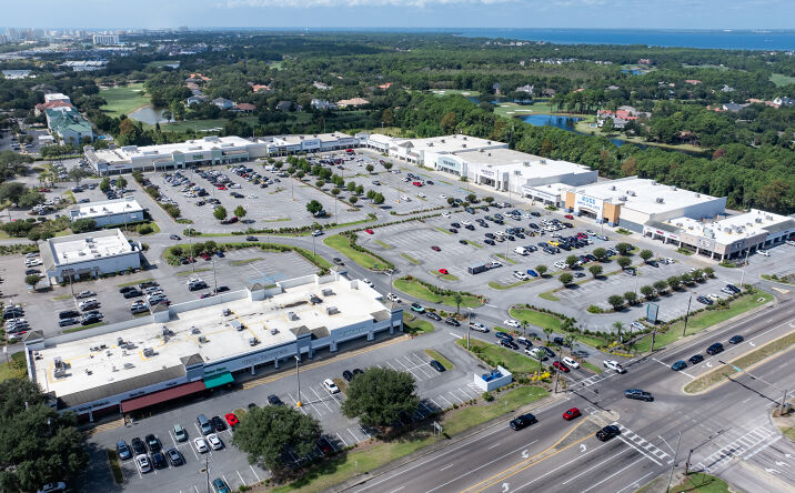 Pictures of Retail property located at 4447 Commons Dr E, Destin, FL 32541 for lease - image #1