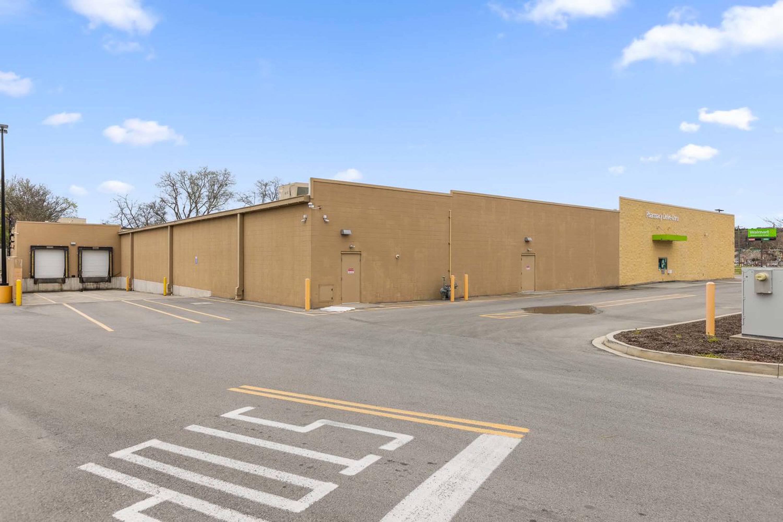 Walmart to close Neighborhood Market on Shallowford Road in Chattanooga