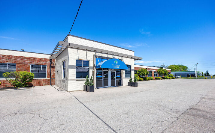 Pictures of Office, Industrial, Special Purpose property located at 1910 Fairgrove Ave, Hamilton, OH 45011 for lease - image #1