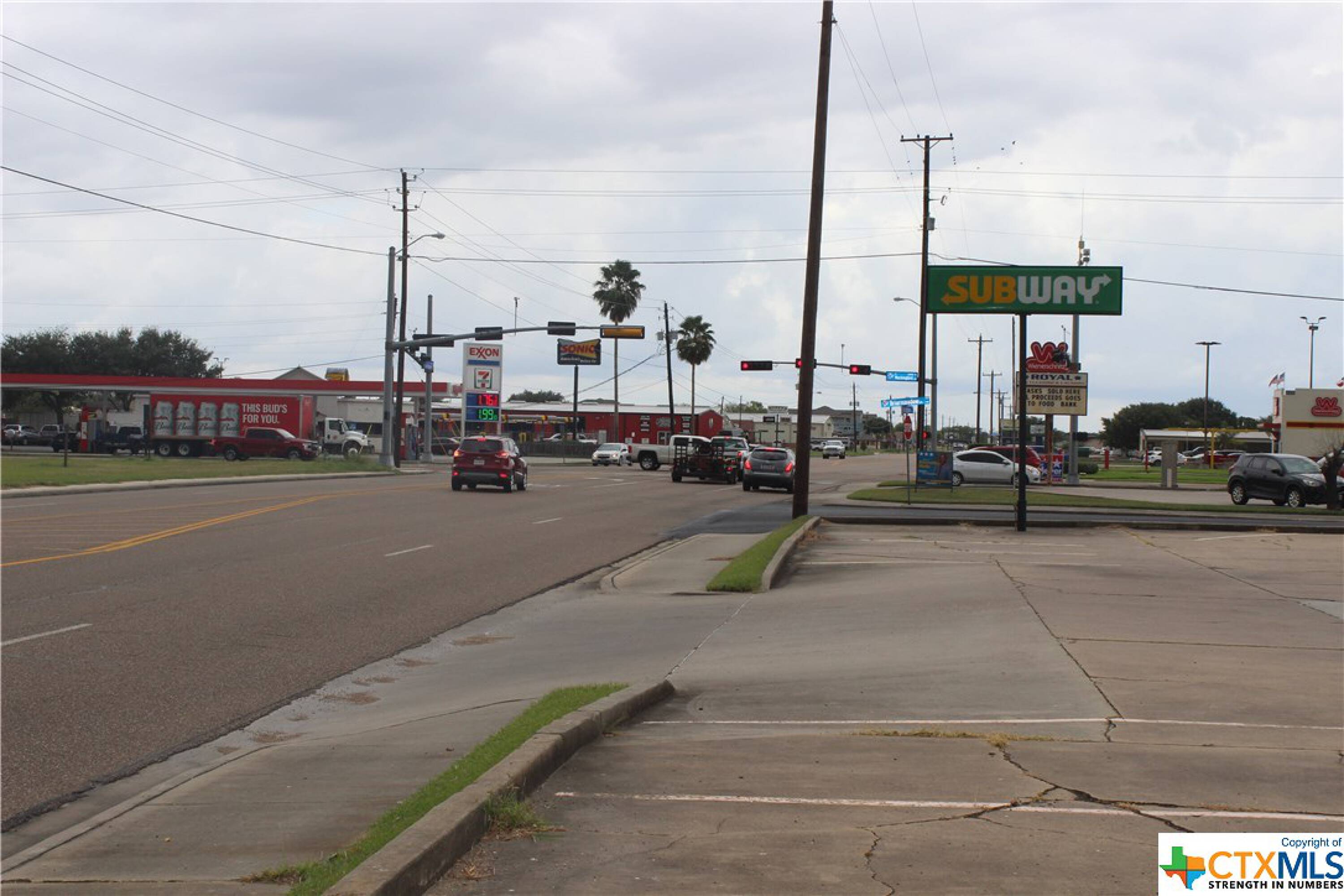 3410 John Stockbauer Drive, Victoria, TX 77901