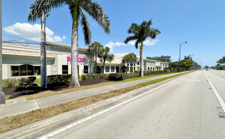 Pictures of Retail, Office property located at 27180 Bay Landing Dr, Bonita Springs, FL 34135 for lease - image #1