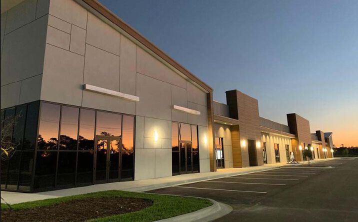 Pictures of Retail, Office, Industrial property located at 3905 Eau Gallie Blvd, Melbourne, FL 32934 for lease - image #1
