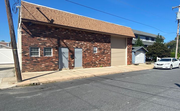 Pictures of Industrial, Special Purpose property located at 319 E Berkley Ave, Clifton Heights, PA 19018 for lease - image #1