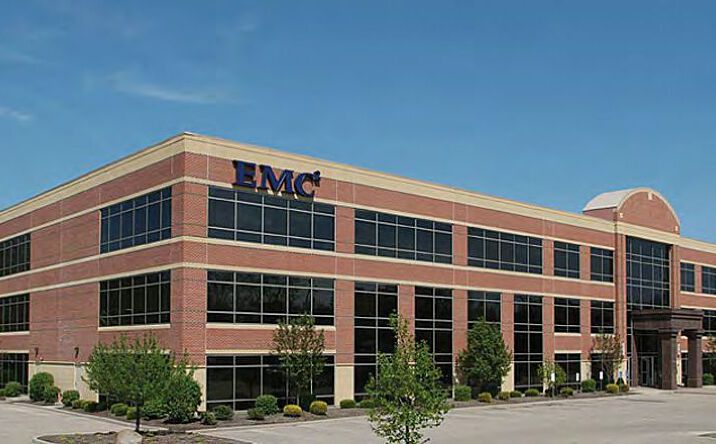 Pictures of Office property located at 9825 Kenwood Rd, Blue Ash, OH 45242 for lease - image #1