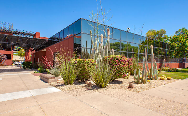 Pictures of Office property located at 10000 N 31st Ave, Phoenix, AZ 85051 for lease - image #1