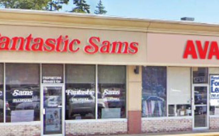 Pictures of Retail property located at 2458 Warwick Ave, Warwick, RI 02889 for sales - image #1
